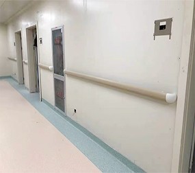 醫院扶手可定做的顏色更合客戶心意-山東濟南第四人民醫院