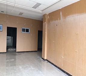 【達州】四川達州市紅十字醫(yī)院的木紋冰火板即將安裝完畢