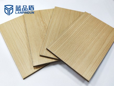 藍(lán)品盾不燃抗菌樹脂板(木紋色)